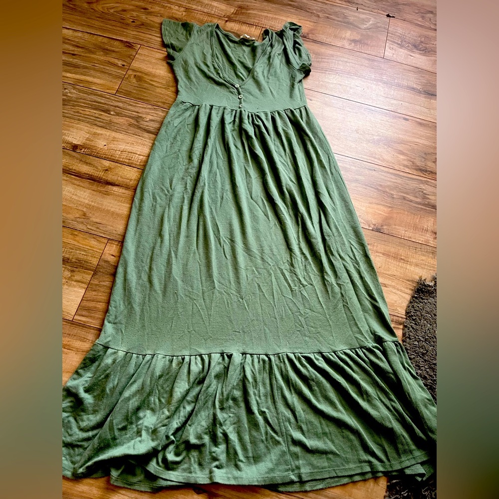 Green Maxi Dress 💚